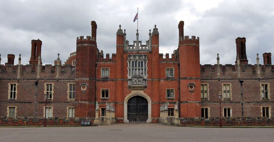 London: Richmond to Hampton Court River Thames Cruise - Starting at Richmond Landing Stage