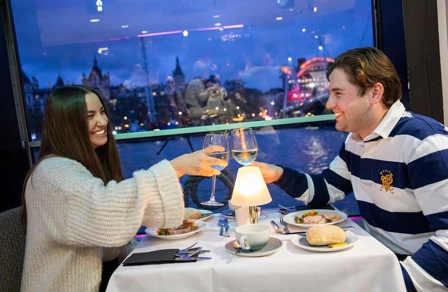 London: River Thames Dinner Cruise with Live Jazz - What this Thames cruise is really offering