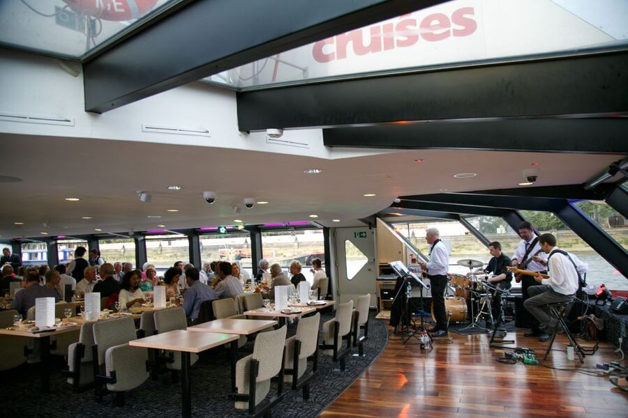 London: River Thames Dinner Cruise with Live Jazz - Practical tips for a smoother night