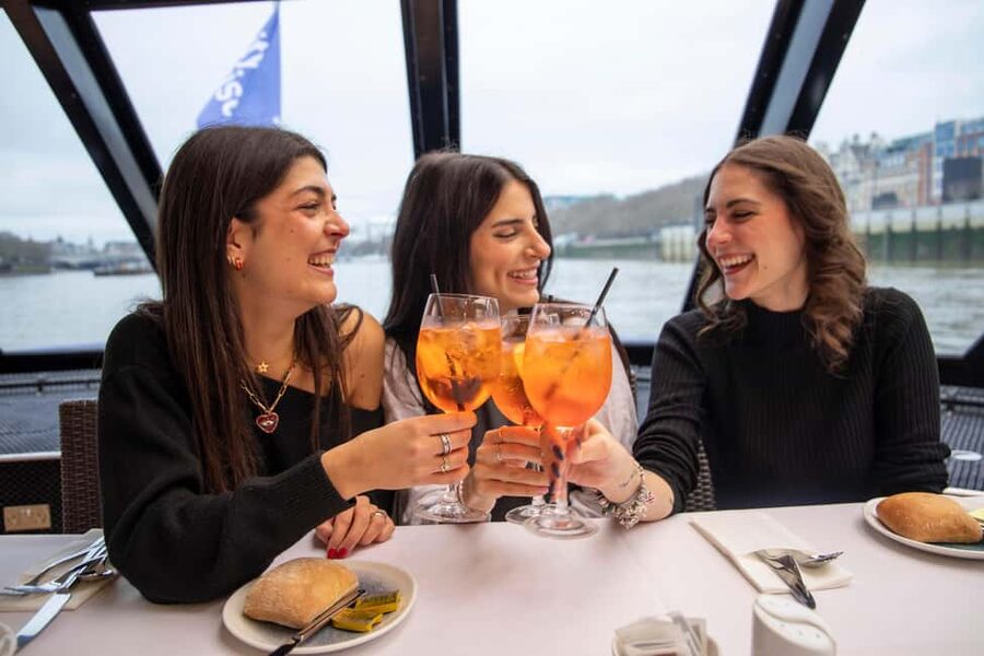 London River Thames Lunch Cruise - Lunch with a proper main course