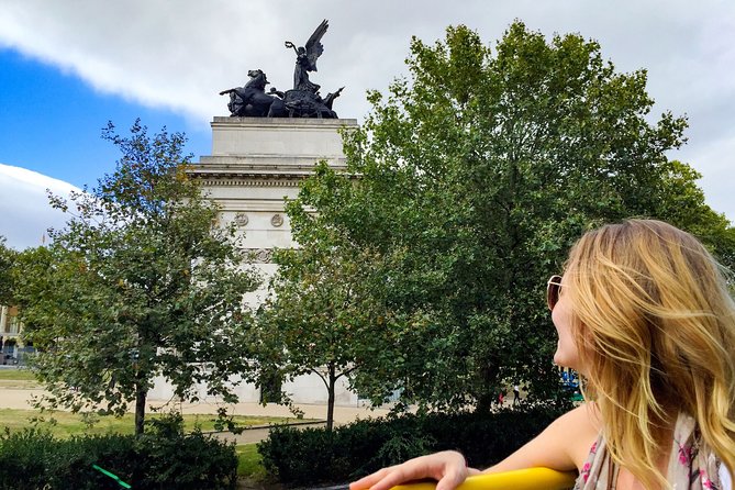 London Tootbus Hop-on Hop-off (Optional Thames Cruise) - Temple, Westminster Pier, and Whitehall