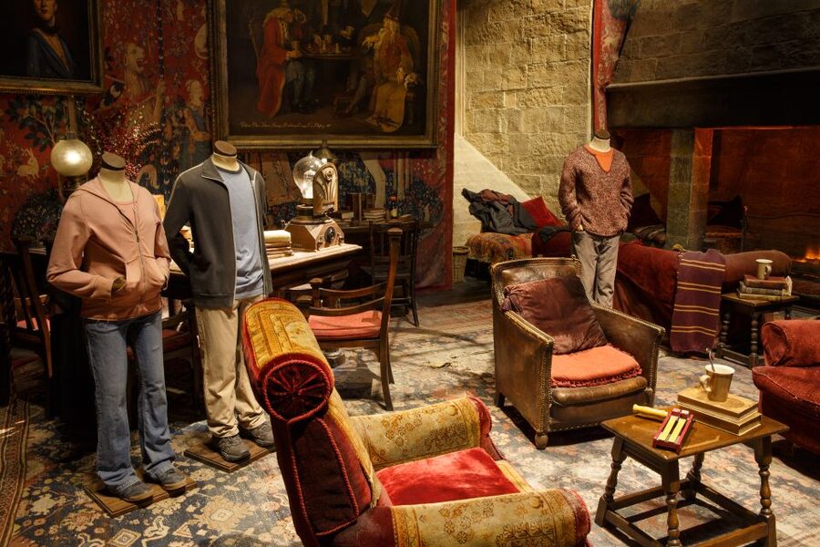 London: Warner Bros. Studio Tour and River Thames Cruise - Cruising between Westminster and Tower Pier