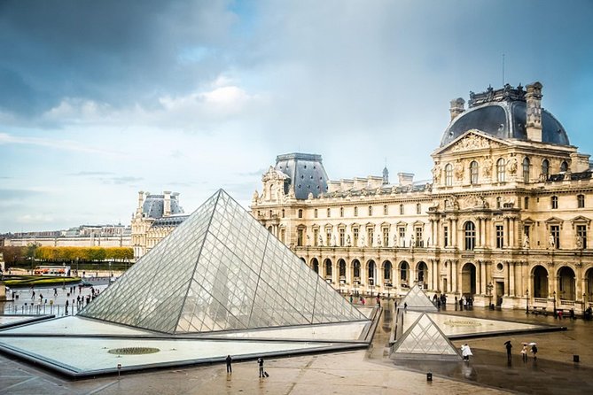 Louvre Museum and Seine River Cruise Tickets by e-mail - The Louvre highlights: Mona Lisa, Venus de Milo, and Winged Victory