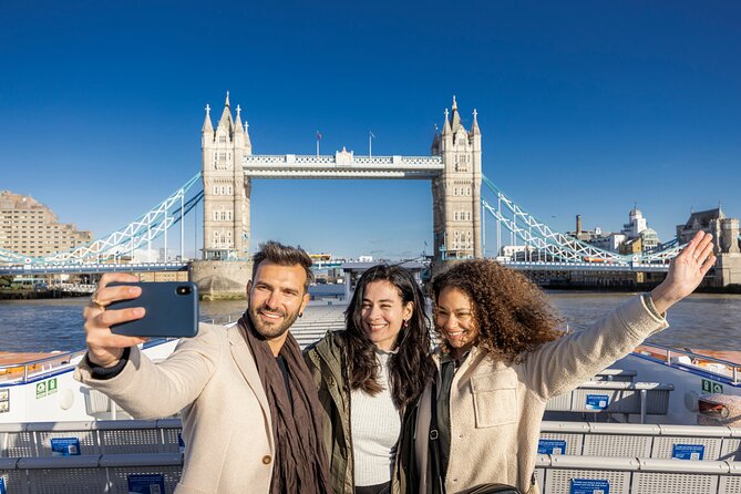 Lunch River Cruise on the Thames with 2-Course Meal - What the Seating and Boat Setup Mean