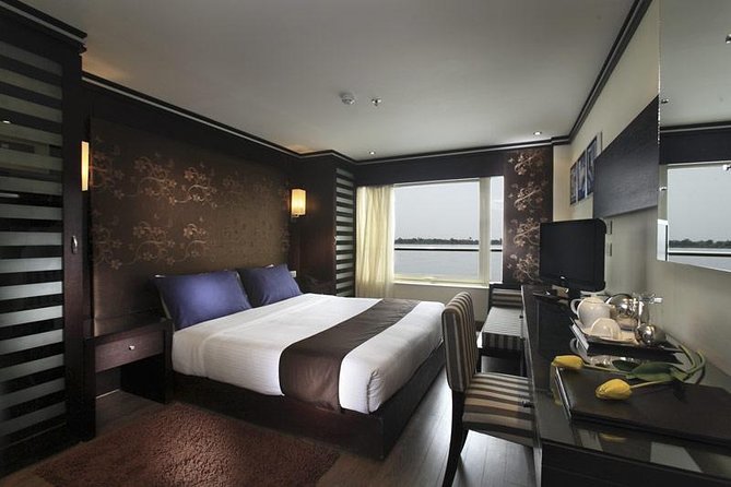 Luxury 4-Day 3-Night Nile Cruise from Aswan to Luxor - Day 4: Luxor Temple, Karnak, and the airport