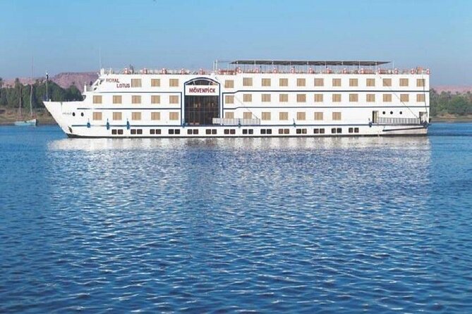 Luxury Cairo Nile Dinner Cruise and Show - Nile Maxim Cruise - Boarding the Nile Maxim and settling in