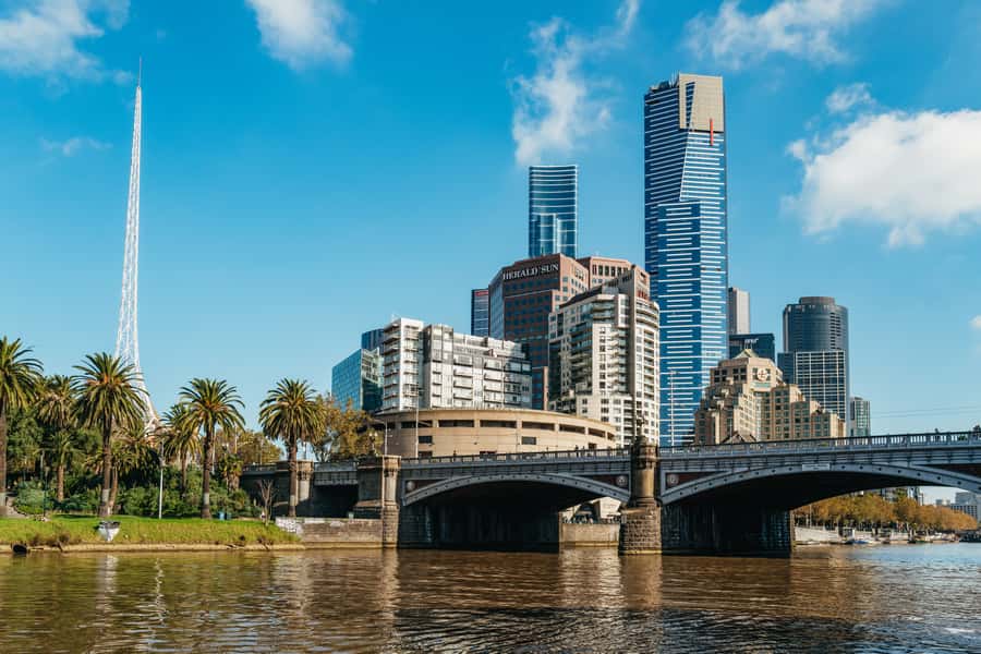 Melbourne: 2-Hour City Highlights River Cruise - Why the Yarra River is a smart introduction to Melbourne