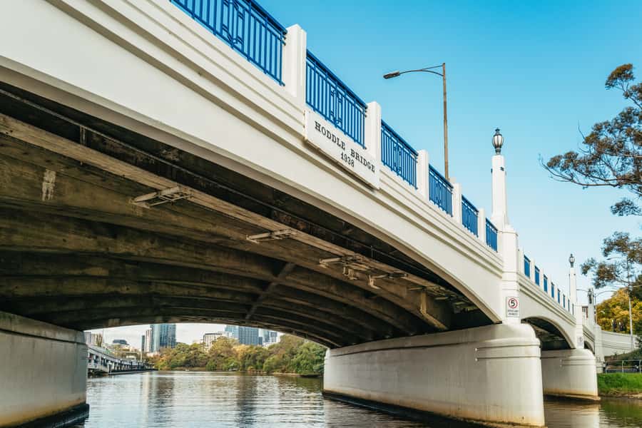 Melbourne: 2-Hour City Highlights River Cruise - Southgate and Princes Bridge from the water