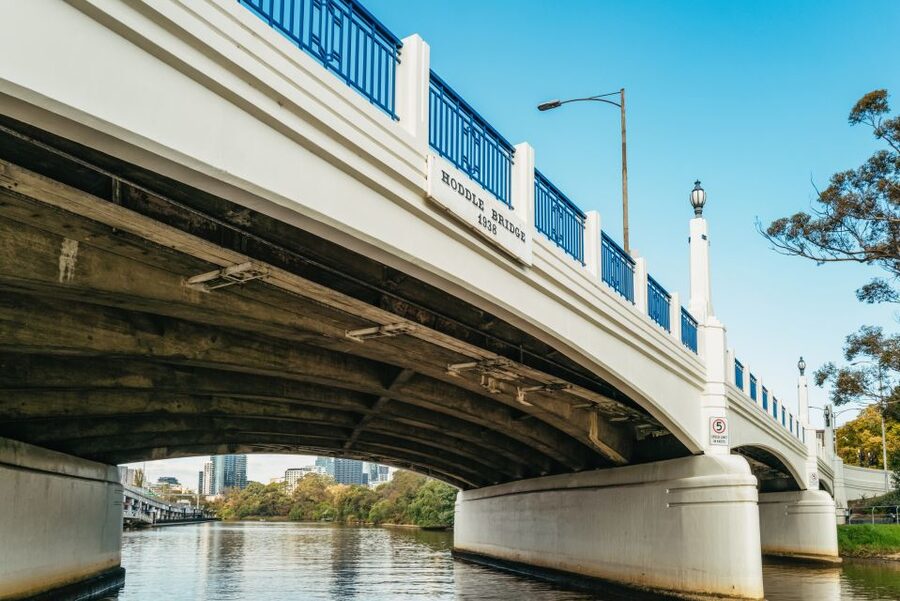 Melbourne: 2-Hour City Highlights River Cruise - Upriver to the MCG and Olympic Park