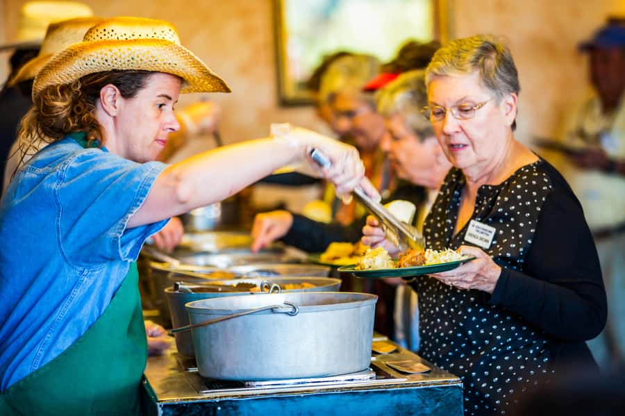 Moab: Colorado River Dinner Cruise with Music and Light Show - Is the $108 price fair?