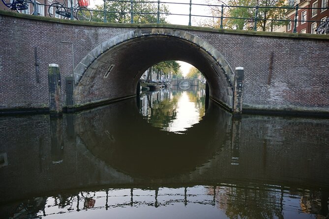 Morning Canal Cruise Amsterdam in Small-Group - Morning views across Amsterdam’s canals