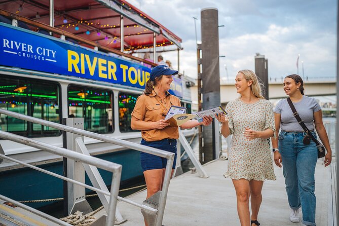 Morning Sightseeing Cruise: 10:30am-12pm (90min) - Customs House and the river’s older face