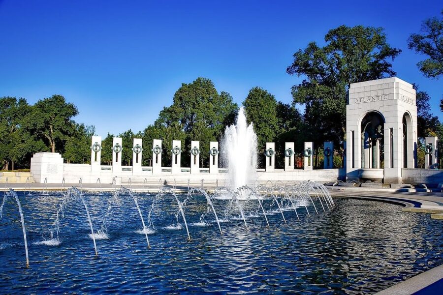 National Mall Tour with 10+ Stops, Boat Cruise, Entry Tickets - FDR, World War II, and the Korean War memorials