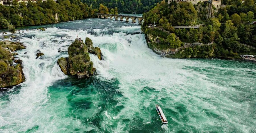 Neuhausen am Rheinfall: Rhine Falls Boat Tour - The quiet river ride toward the German border