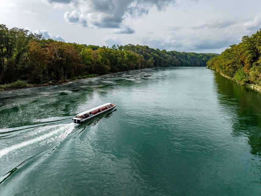 Neuhausen am Rheinfall: Rhine Falls Boat Tour - How wet and exciting is the close approach?