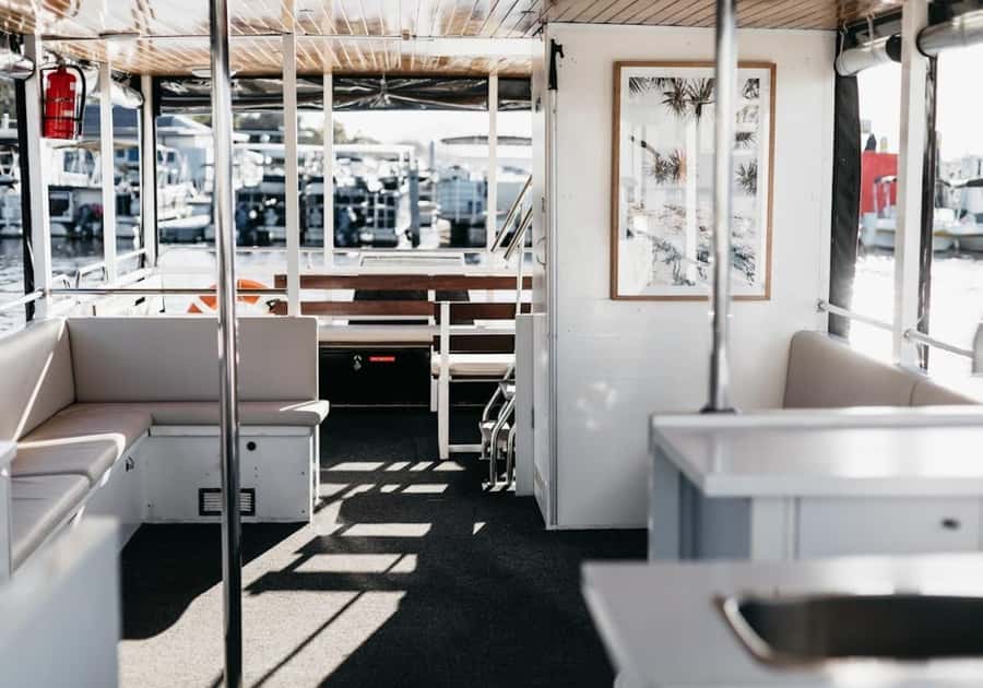 Noosaville: Noosa River Sunset Cruise - The river mouth and its curved sandbars