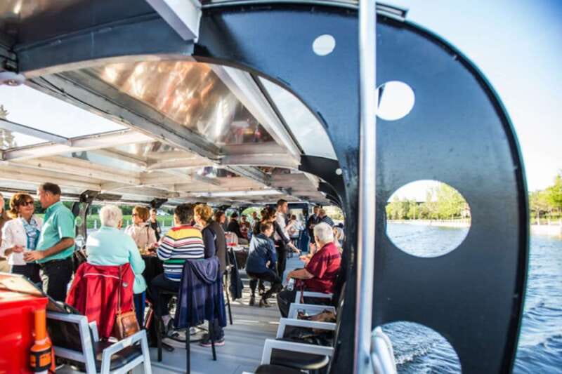 Ottawa: Rideau Canal Cruise - Boarding behind the National Arts Centre
