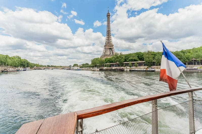 Paris: 2-Hour River Seine Lunch Cruise with 3-course-menu - Key points to know before you book