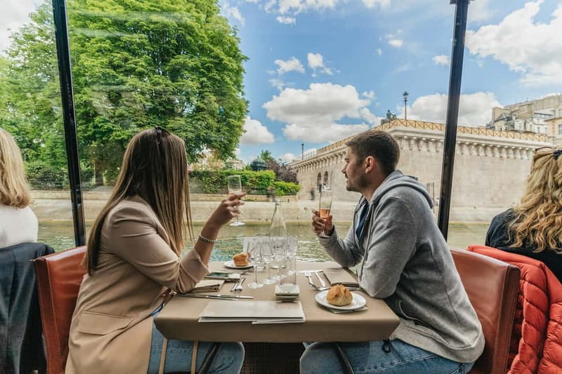 Paris: 2-Hour River Seine Lunch Cruise with 3-course-menu - Should you book this Seine lunch cruise?