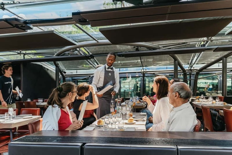 Paris: 2-Hour River Seine Lunch Cruise with 3-course-menu - What the $93 price really covers