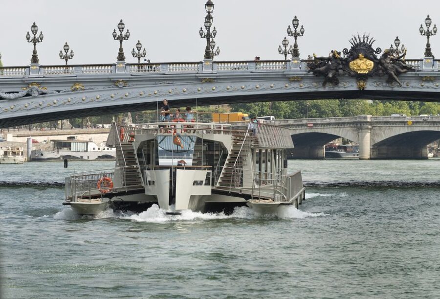 Paris: Big Bus Hop-on Hop-off Tour and Seine River Cruise - Choosing between 24 and 48 hours