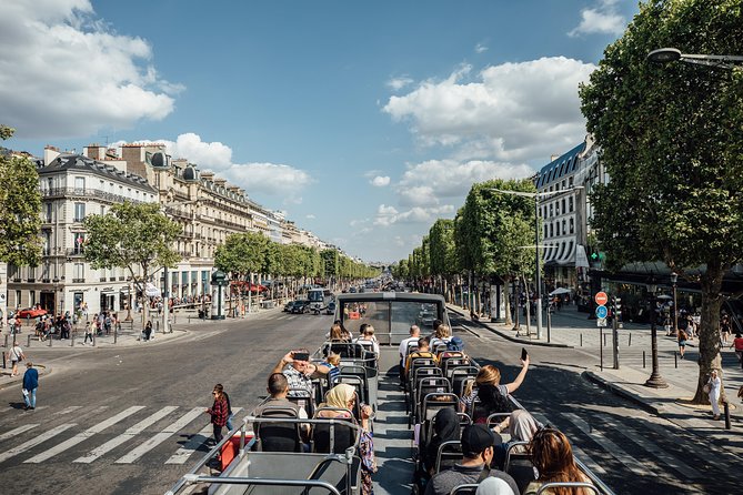 Paris Big Bus Hop-On Hop-Off Tour with Optional River Cruise - How to use the app and avoid the common snags