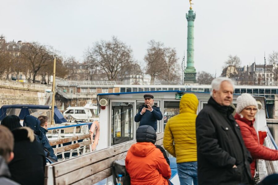 Paris: Cruise on the Saint-Martin Canal and Seine River - The underground canal vault