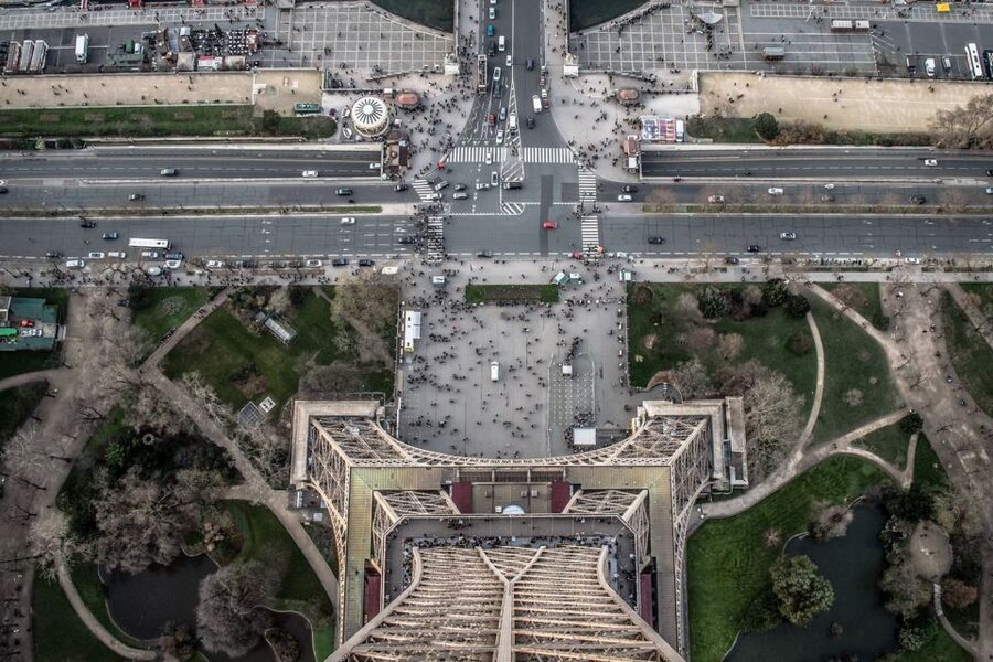 Paris: Eiffel Tower Access and Seine River Cruise - What the tower guides add