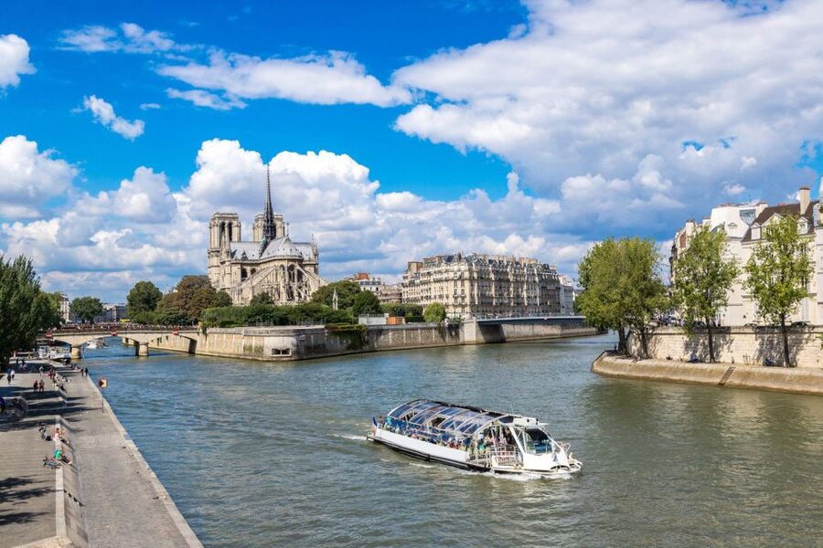 Paris: Eiffel Tower Access and Seine River Cruise - Making the most of the Seine cruise