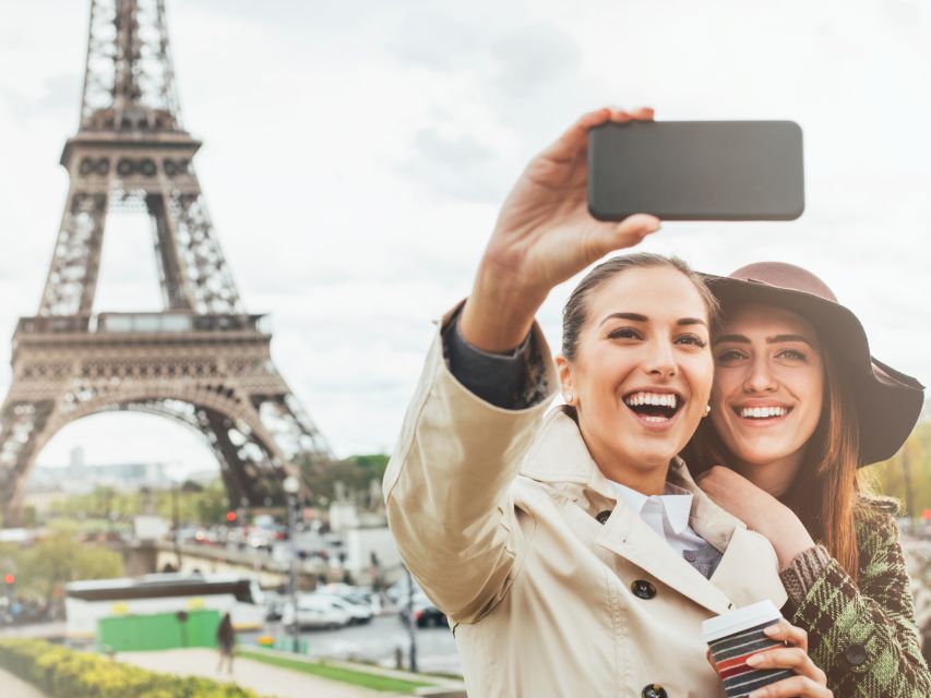 Paris: Eiffel Tower Hosted Tour, Seine Cruise and City Tour - The panoramic city tour: a useful first look at Paris