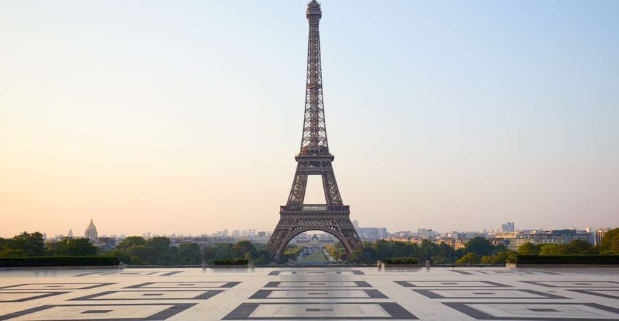 Paris: Eiffel Tower Summit Access Tour and River Cruise - Key points to know before booking
