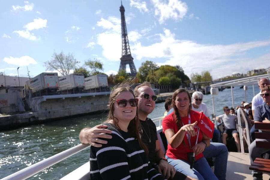 Paris: Eiffel Tower Tour & River Cruise with Summit Option - What the $104 price really buys you