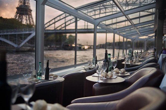 Paris en Scene 3 Course Seine River Dinner Cruise - What the three-course meal includes