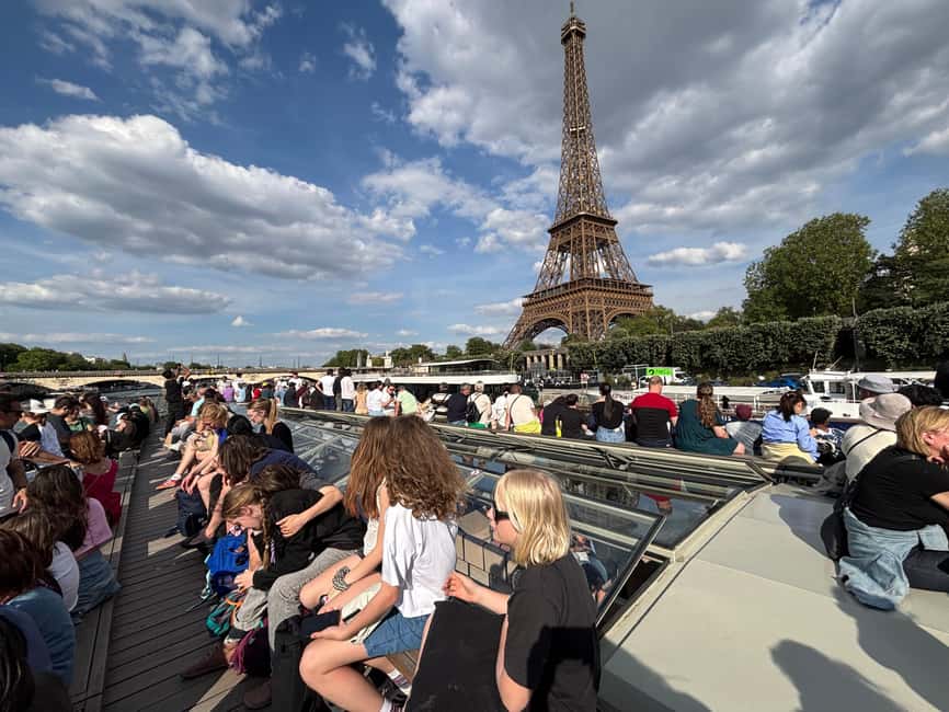 Paris: Illuminations River Cruise with Audio Commentary - Should you book the Paris illuminations cruise?