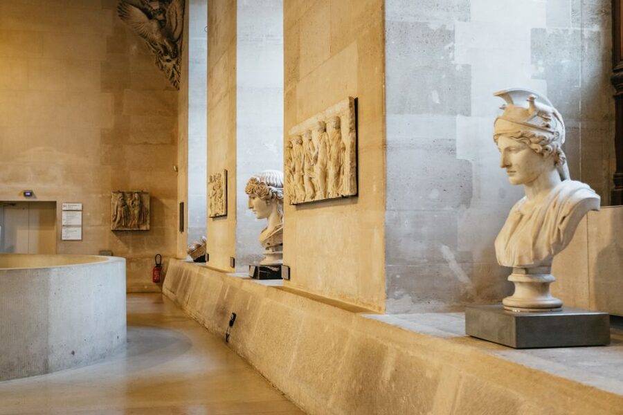 Paris: Louvre Museum Entry Ticket With Host and River Cruise - Who will like this package most