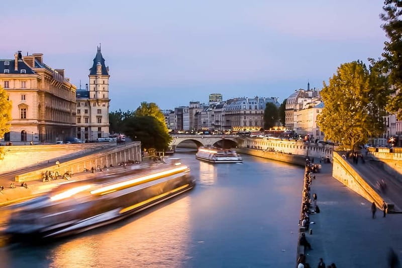 Paris: Seine Cruise & Crepe Tasting near the Eiffel Tower - Should you book the Seine cruise and crêpe tasting?