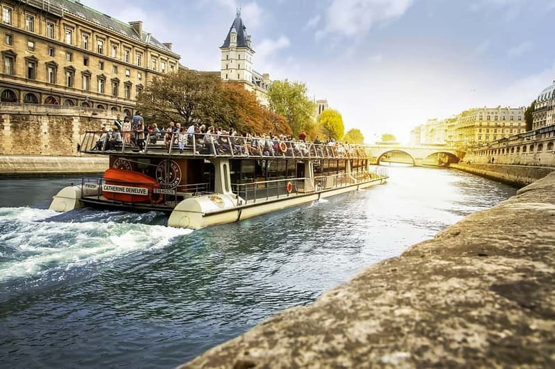 Paris: Seine Cruise & Crepe Tasting near the Eiffel Tower - Choosing the best cruise time