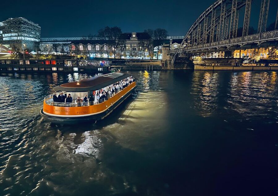 Paris: Seine River Panoramic Cruise - Downstream to the Paris Statue of Liberty