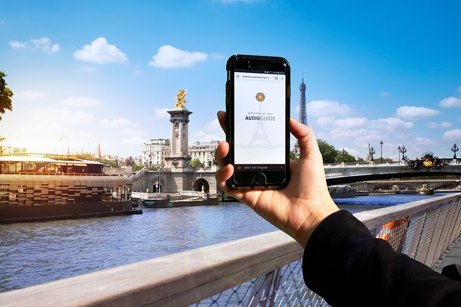 Paris Seine River Sightseeing Cruise with Commentary by Bateaux Parisiens - Who should book this Seine cruise?