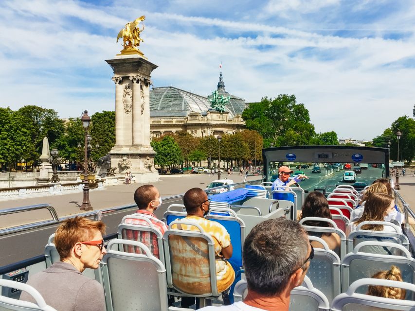 Paris: Tootbus Hop-on Hop-off (Optional River Cruise) - Adding the one-hour Seine cruise