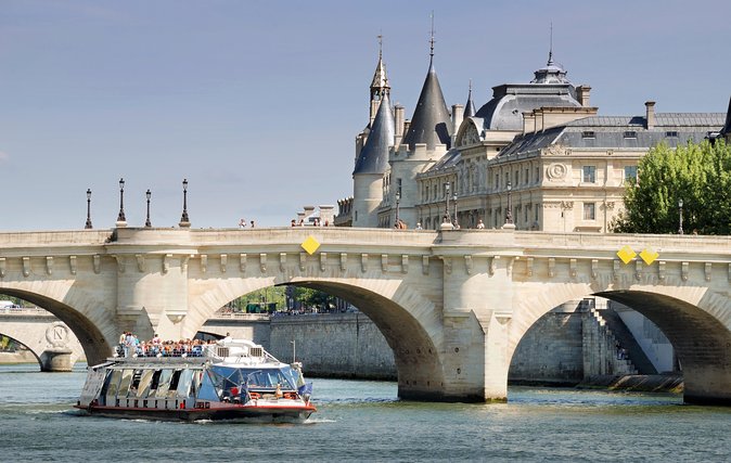 Paris Tour with Lunch at the Eiffel Tower and Seine River Cruise - My verdict: book it for the lunch, not the guiding