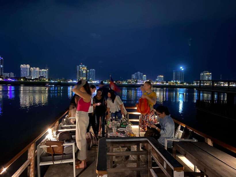 Phnom Penh: Mekong River Sunset Cruise with free flow drink - Beer, soft drinks, fruit, and the limits of the bar