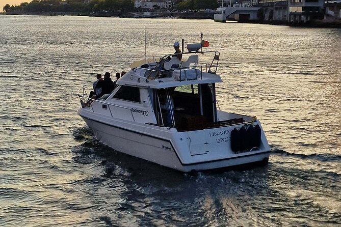 Port : 6 Bridges Cruise , Douro River with Sunset Option - Turning toward the river mouth