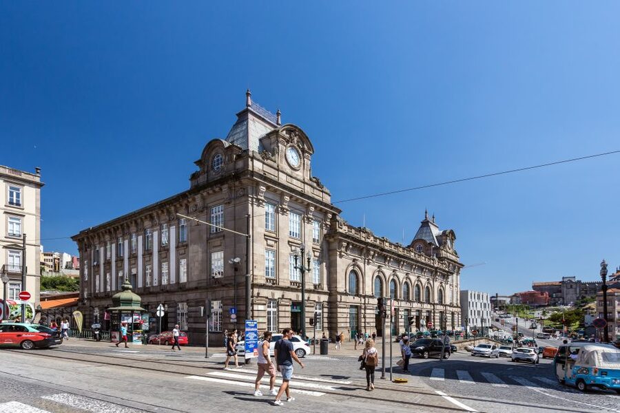Porto: City Train Tour, River Cruise & Wine Cellar - Is $43 good value for Porto?