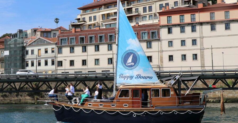 Porto: Douro Classic Boat Tour - Practical details that make the outing smoother