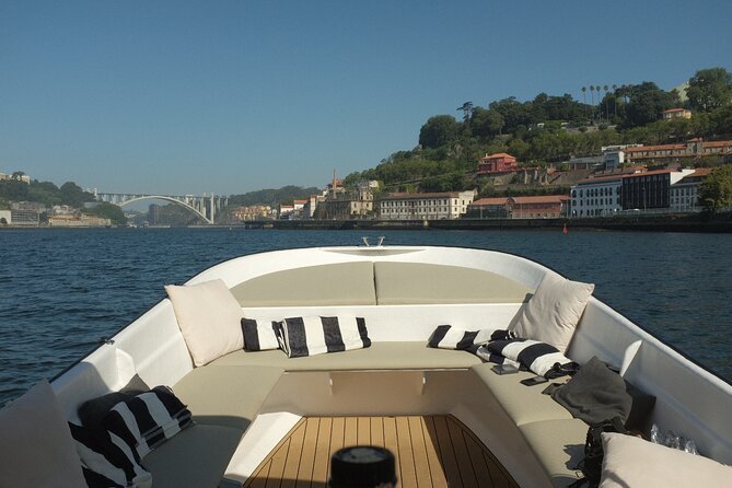 Porto: Douro River Boat Cruise with Port Wine and Snacks - Weather and comfort on the Douro