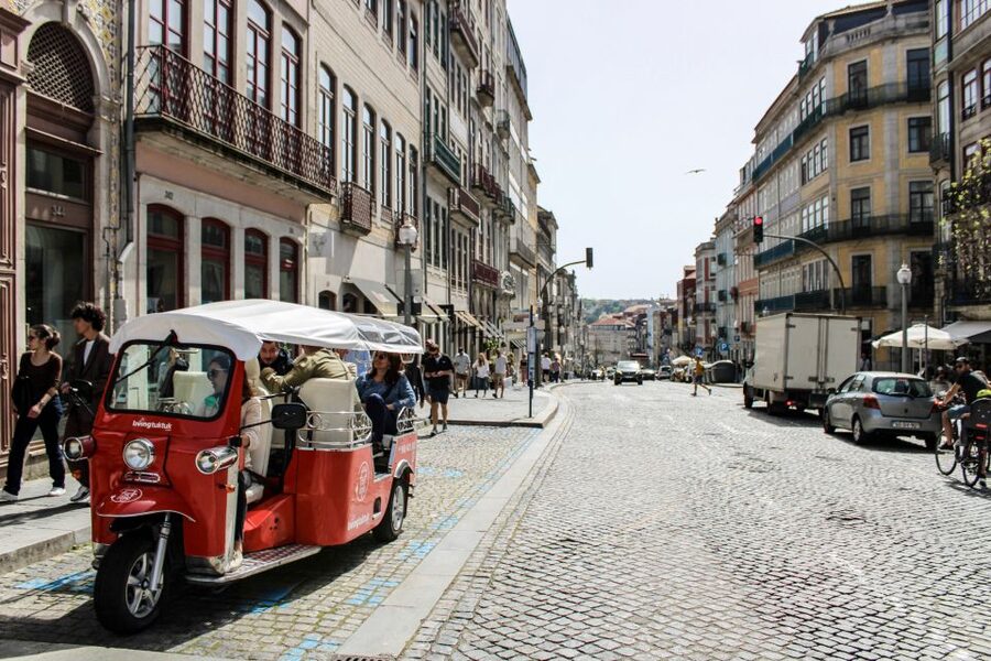 Porto: Guided Tour by Tuk-Tuk & Optional Douro River Cruise - Key details before you book