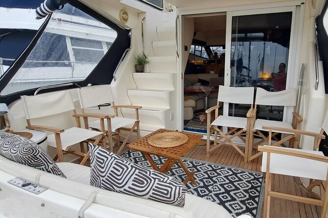 Porto: Luxury Yacht Cruise on the Douro River and Estuary Reserve - Sunset, sangria, and the yacht atmosphere