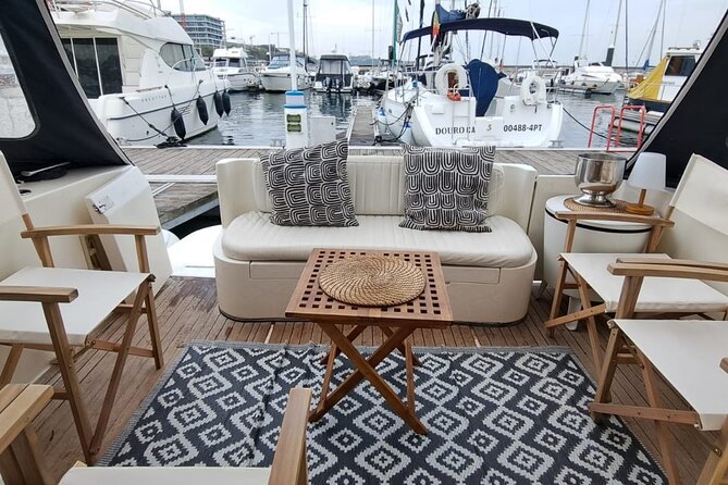 Porto: Luxury Yacht Cruise on the Douro River and Estuary Reserve - What the $59.13 price gives you