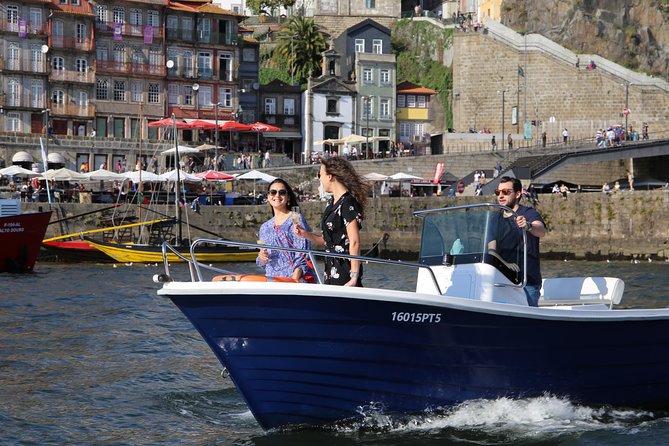 Porto: Private tour in the Douro (1 to 4 people) on a boat just for you - Under Porto’s bridges, one by one